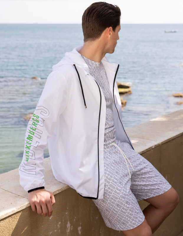 SUMMER SALE