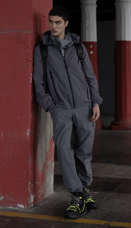 URBAN SILENCE, TAILORED VISION
