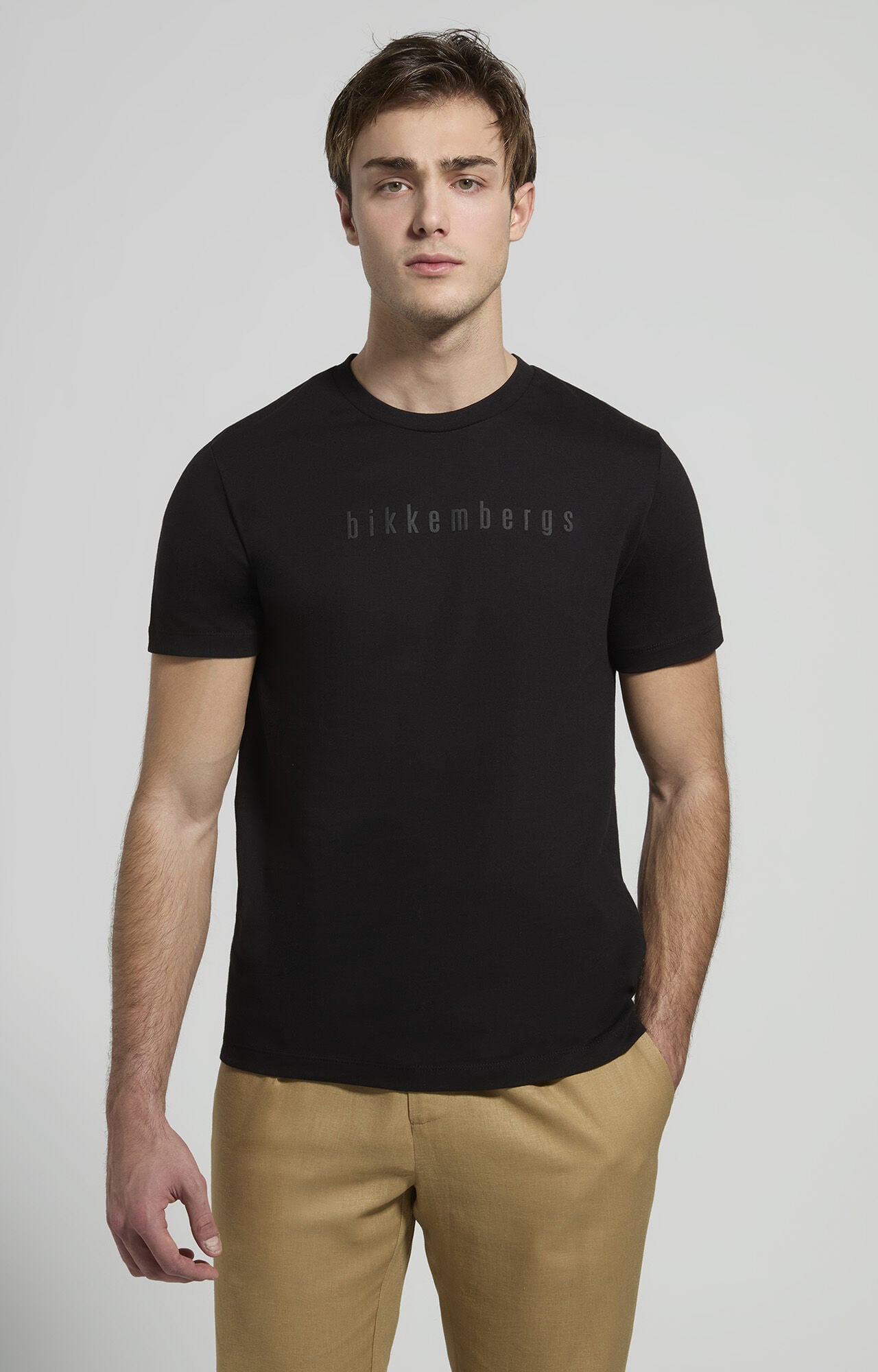 T-shirts for men, short and long sleeves | Bikkembergs