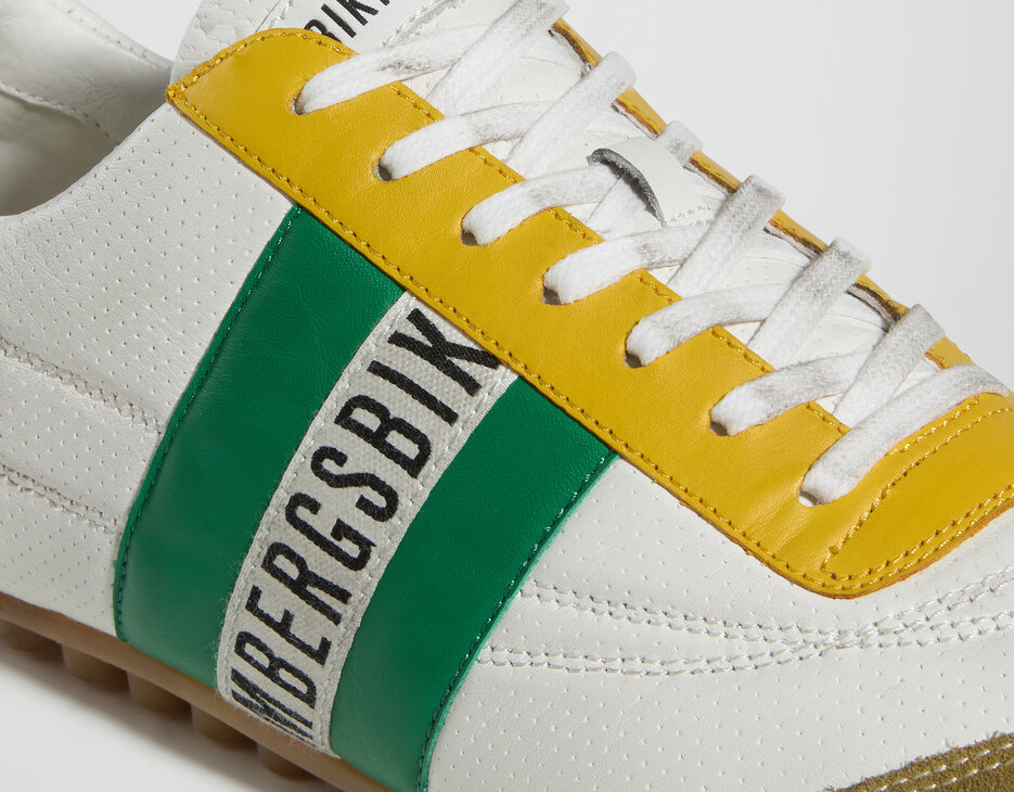 Men&rsquo;s Soccer sneakers with used finish, PALUDE/YELLOW, hi-res-1