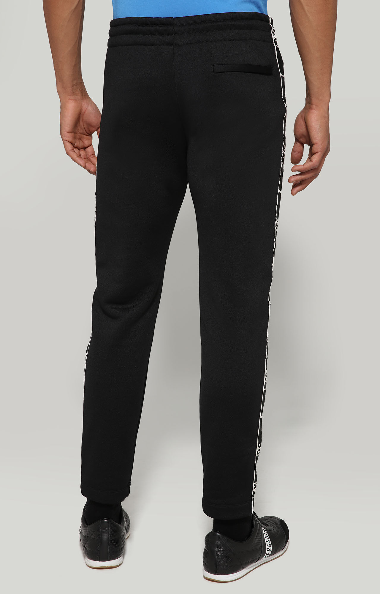 Clothing, shoes and accessories for men | Bikkembergs