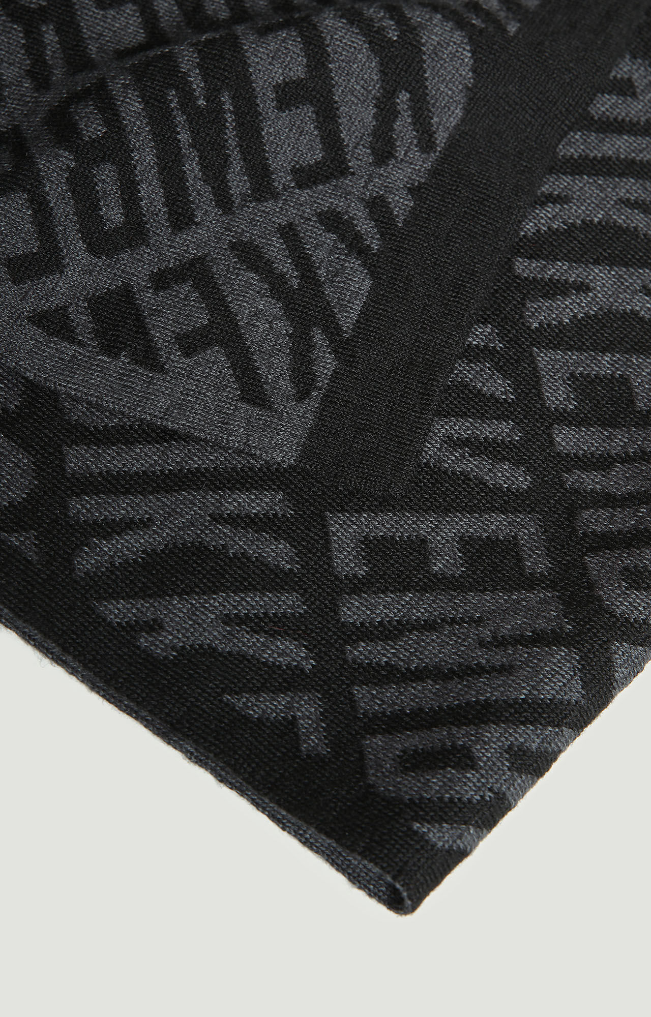 本当に信頼出来る商品 logo all-over with Scarf Black 25x180 Bikkembergs | 小物