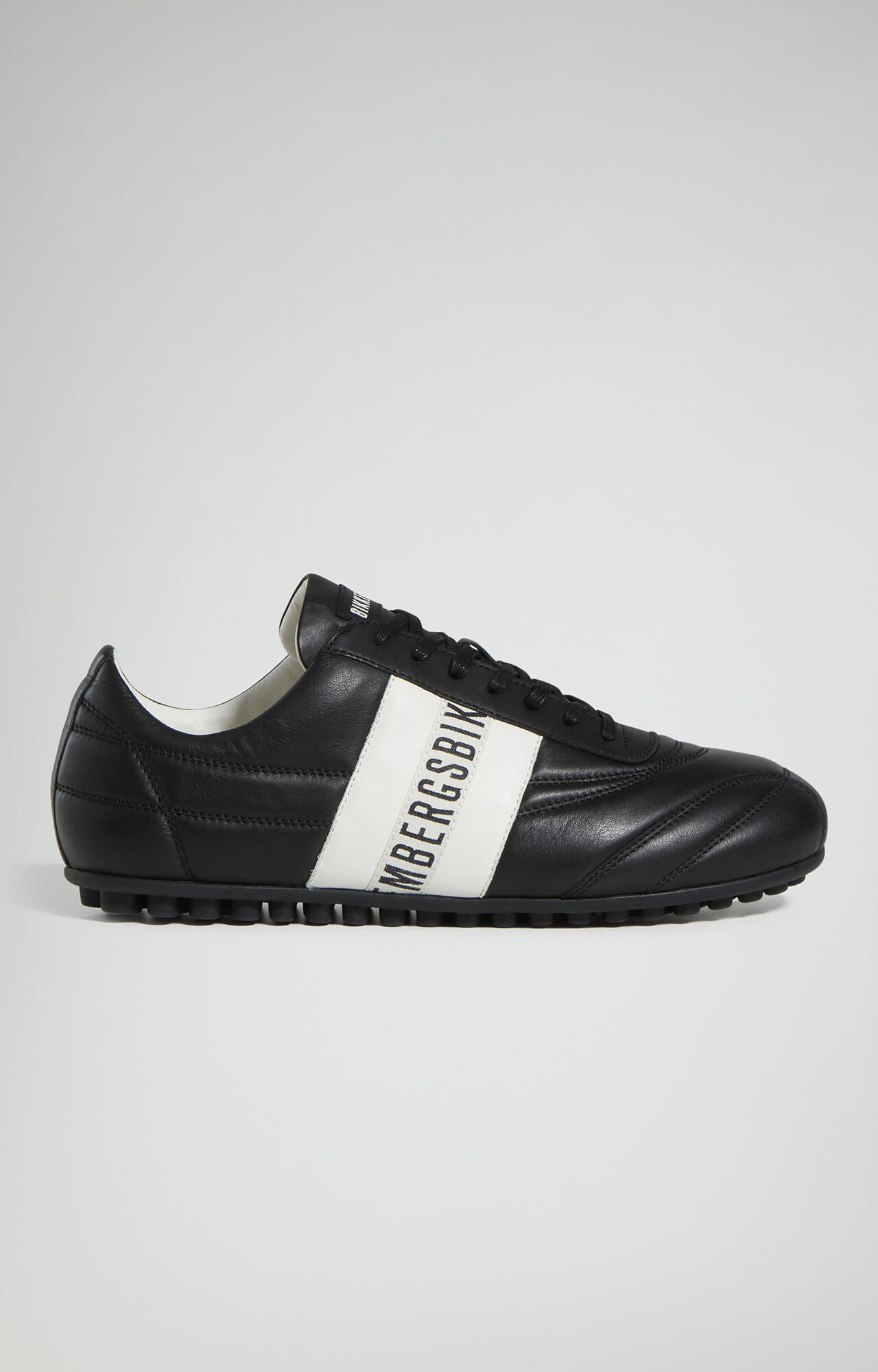 Men's trainers: sports shoes & leather trainers | Bikkembergs