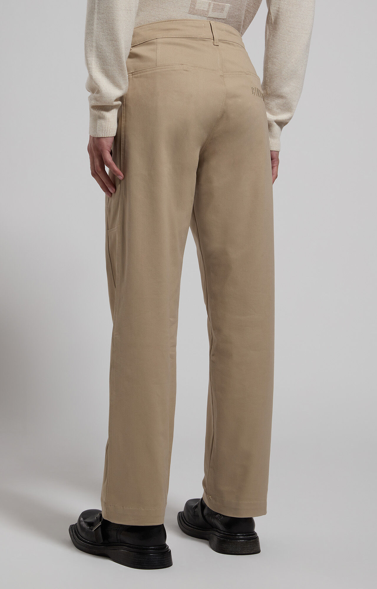 Men's pants: elegant and sports trousers | Bikkembergs