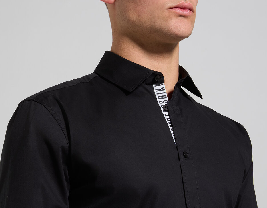 Men's shirt with logo tape, BLACK, hi-res-1