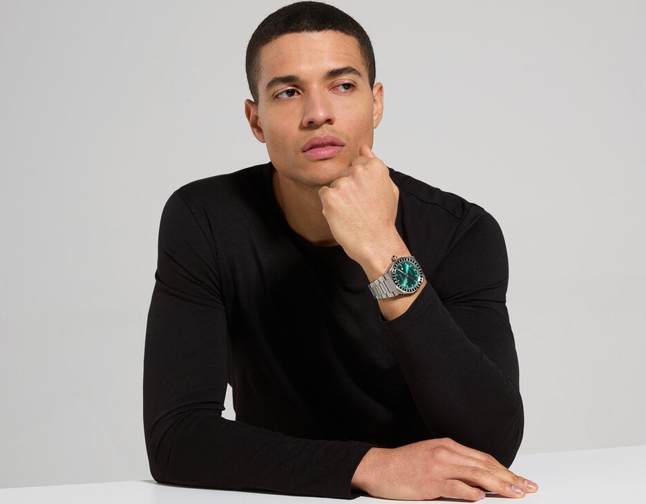 Watch with steel band, SILVER/GREEN Watch with steel band, SILVER/GREEN, hi-res-1