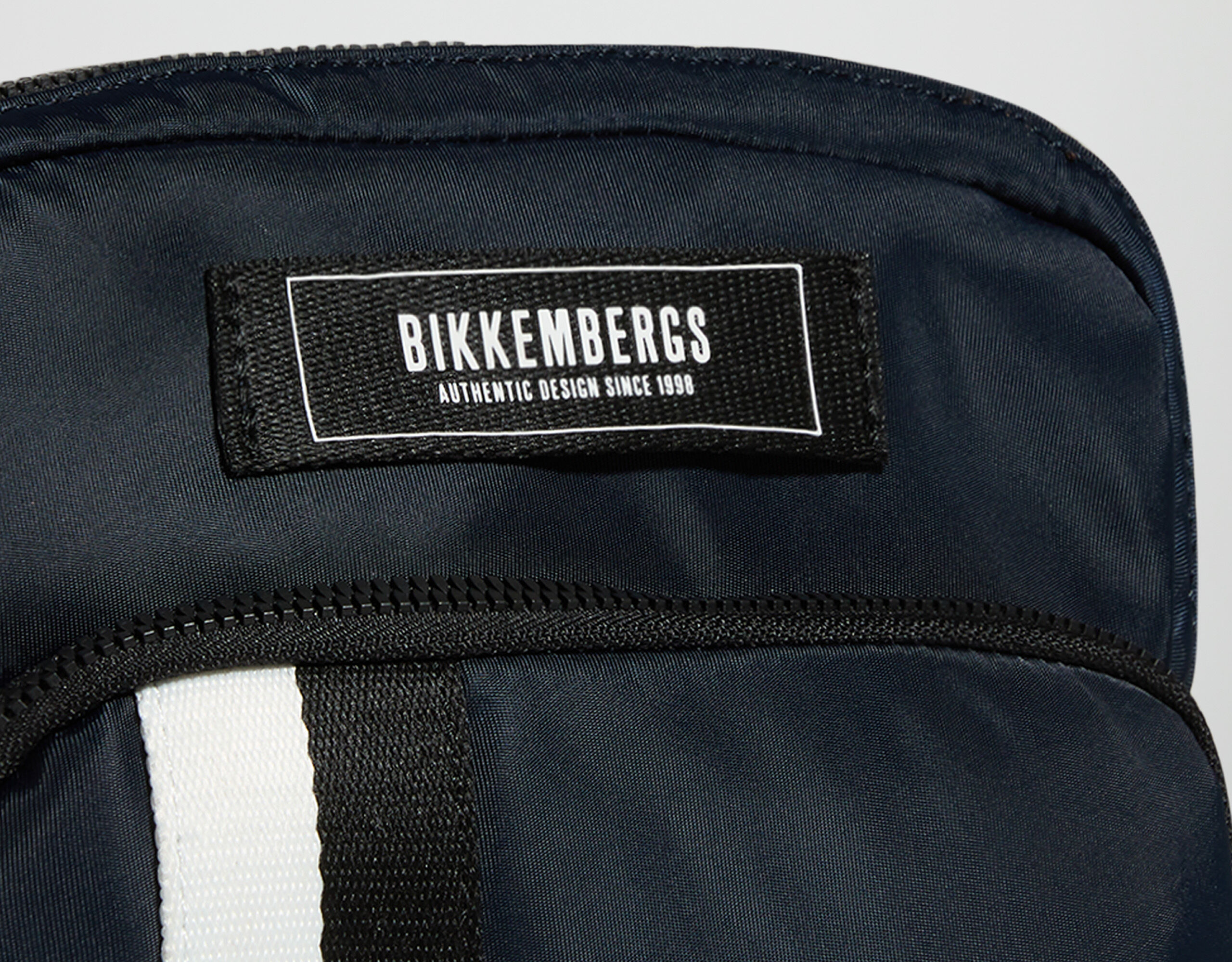Men's Bags: crossbody bags and travel bags | Bikkembergs