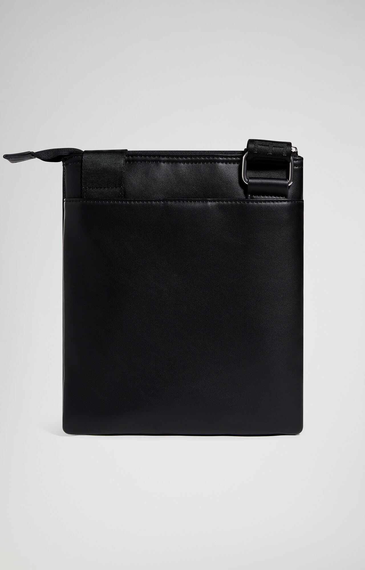 Men's Bags: crossbody bags and travel bags | Bikkembergs