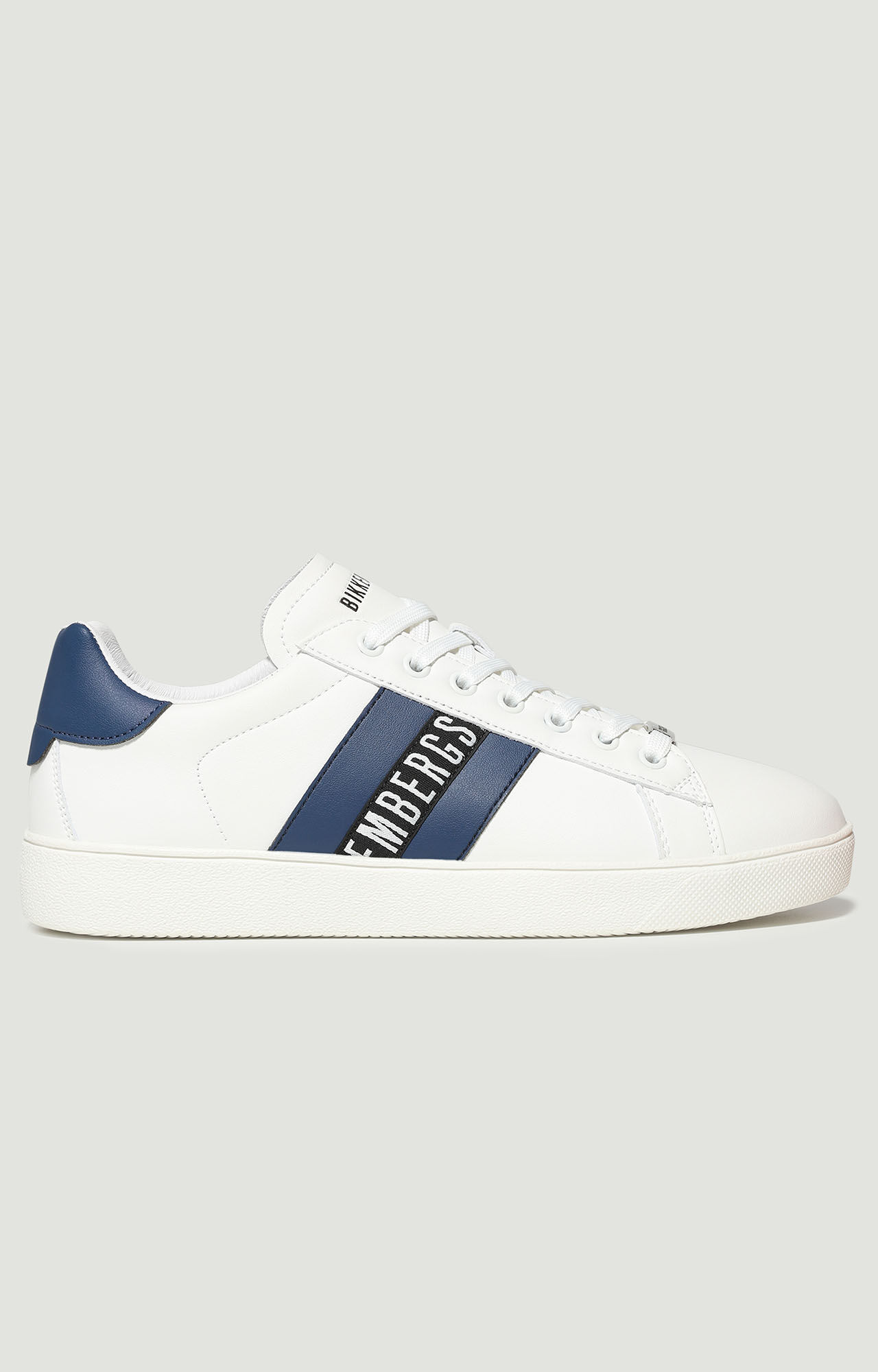 Iconic Blue i capi nei toni del blu Bikkembergs