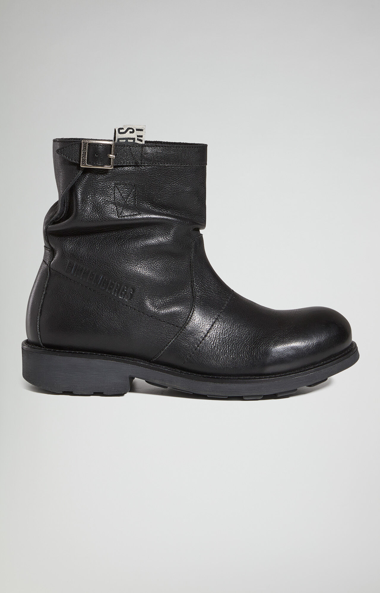Men's Shoes: ankle boots, trainers and slides | Bikkembergs