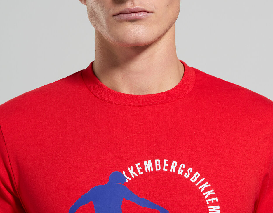 Men's soccer print T-shirt - slim fit, POMPEIAN RED Men's soccer print T-shirt - slim fit, POMPEIAN RED, hi-res-1