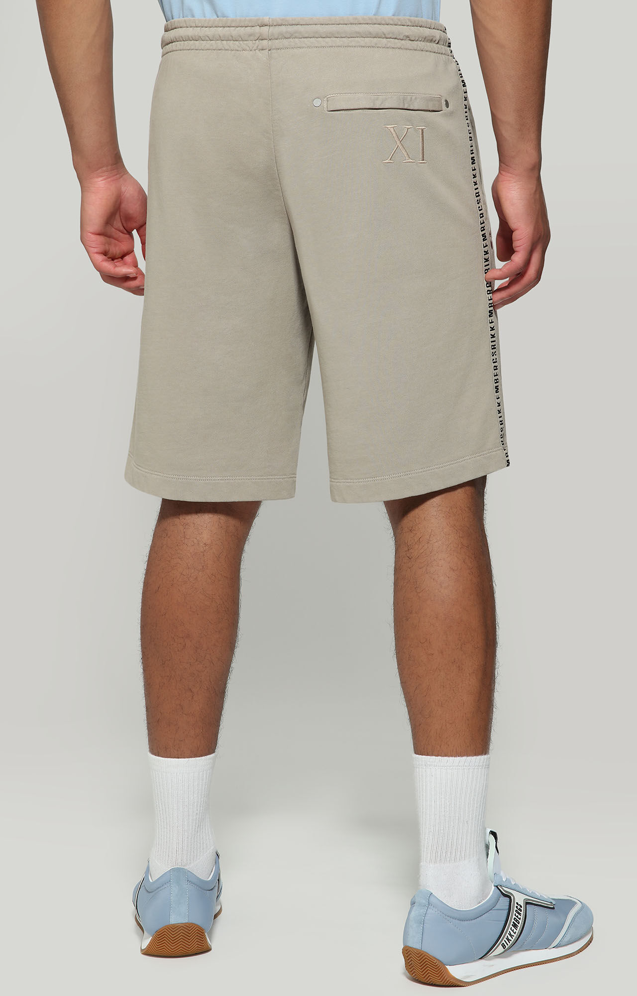 Bermuda e pantaloni corti da uomo | Bikkembergs