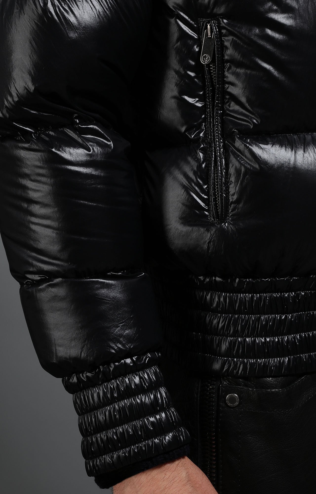 Black Men's shiny black down jacket | Bikkembergs