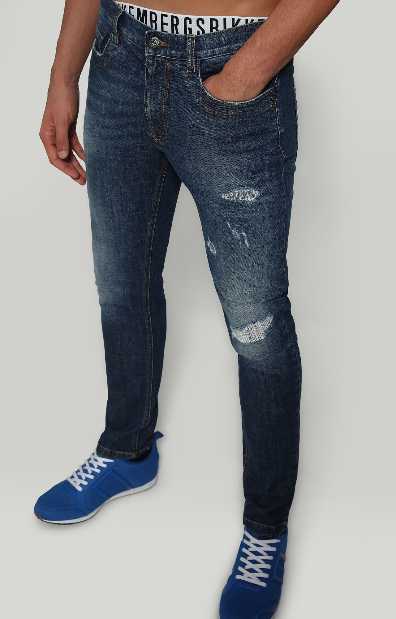 bikkembergs jeans