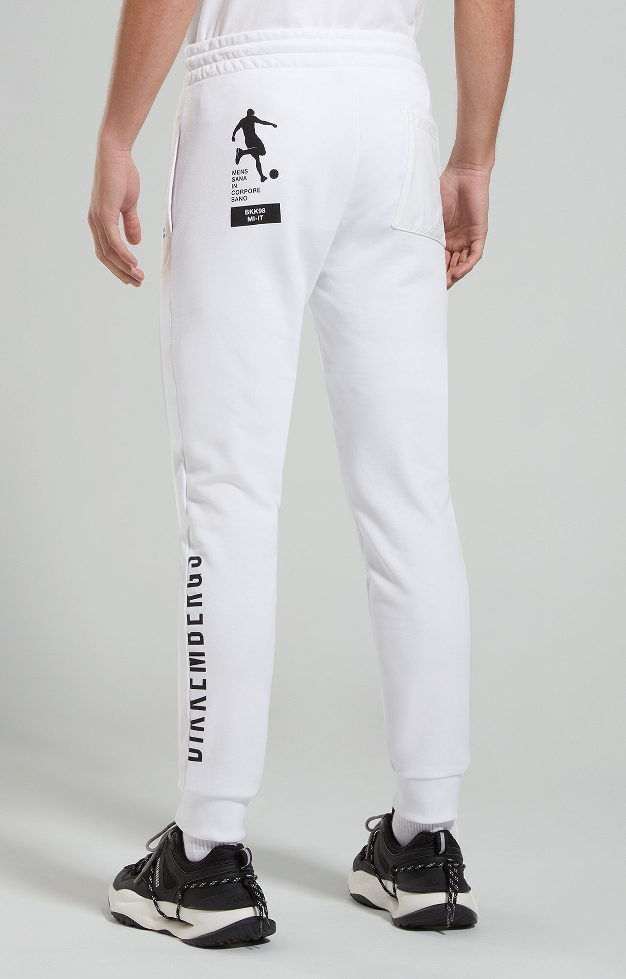 Men's pants: elegant and sports trousers | Bikkembergs