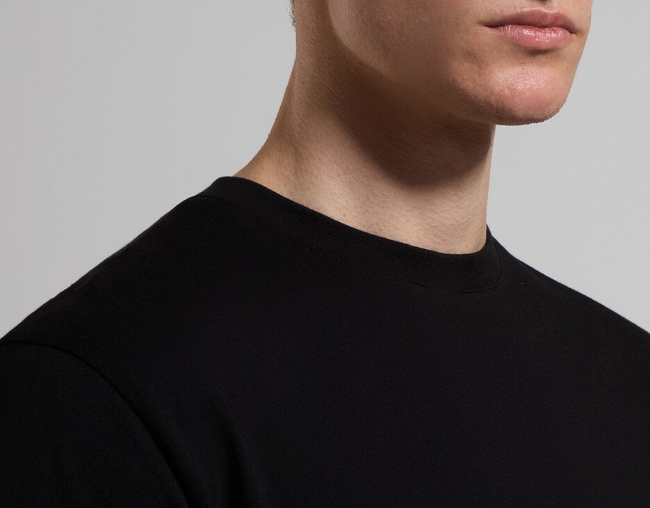 Men’s T-shirt with bold back print, BLACK Men’s T-shirt with bold back print, BLACK, hi-res-1