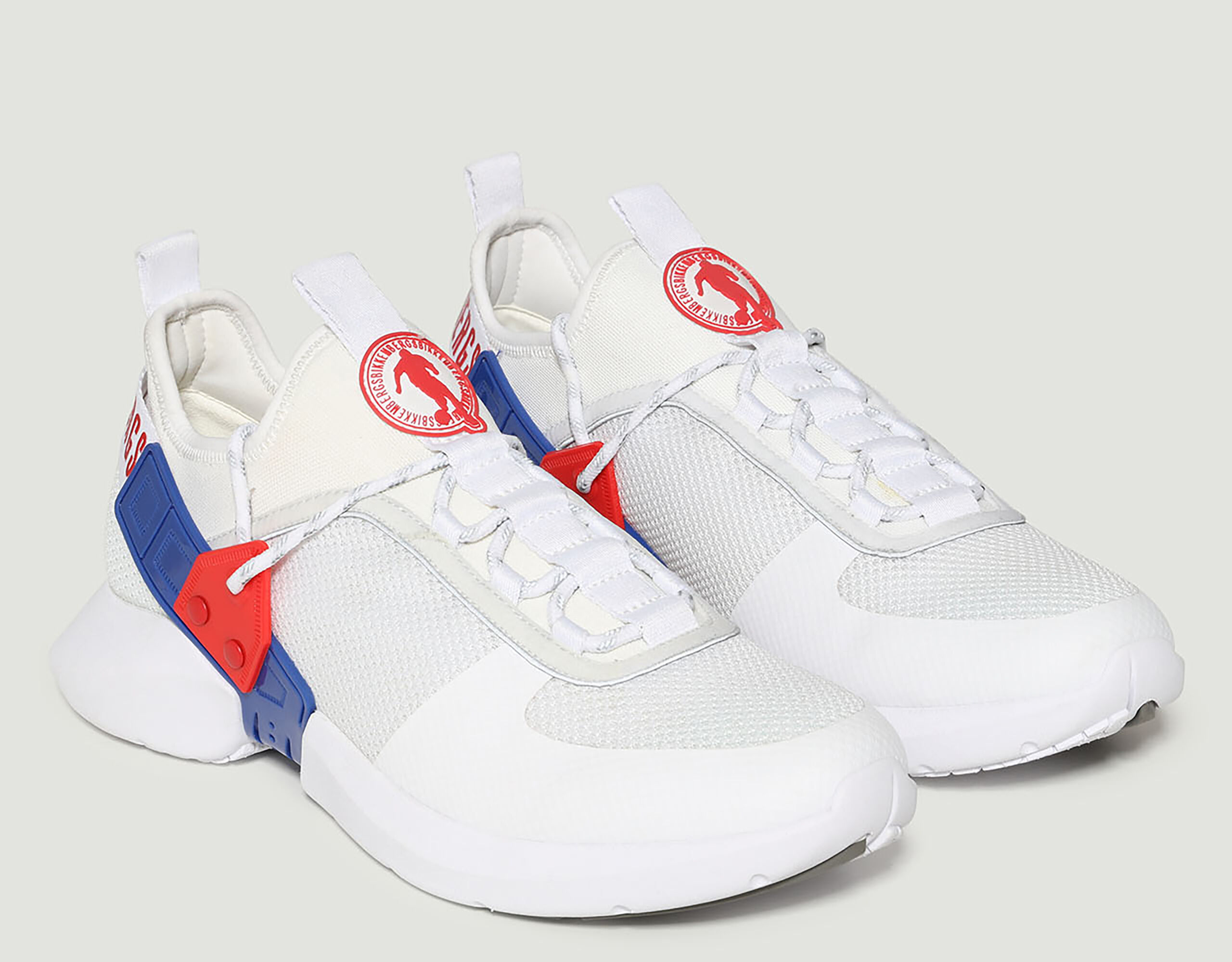Vetements cheap sneakers 219