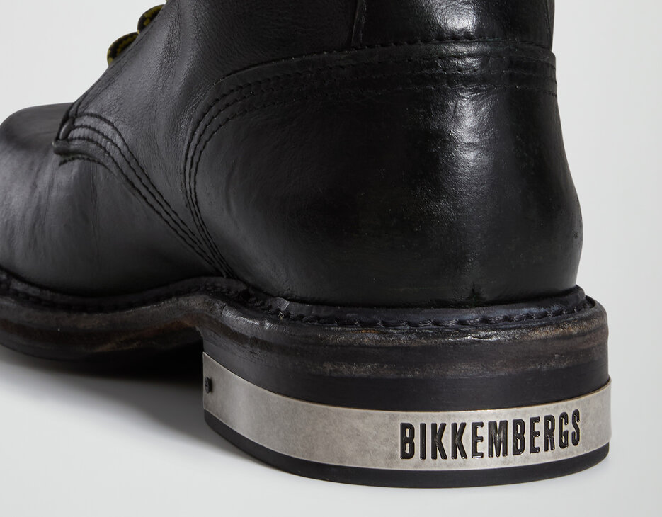 Men's Met leather boots with metal detail, CRUST NATURALE, hi-res-1