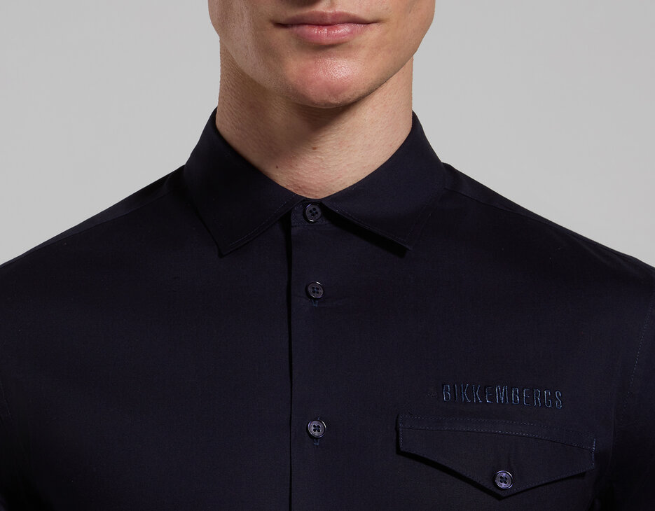 Embroidered men’s shirt, BLACK IRIS, hi-res-1