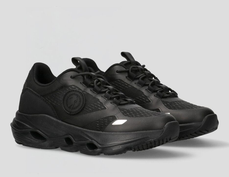 Low-top black sneaker for Boys with front lacing and a sporty design, BLACK, hi-res-1