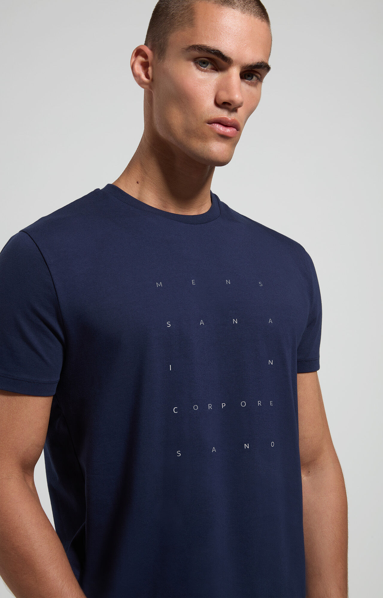 BAUF☆3 Logo Dot Slimfit T Shirt MUSINSA公式 | BAUF 3 logo dot slim fit t-shirt [black]