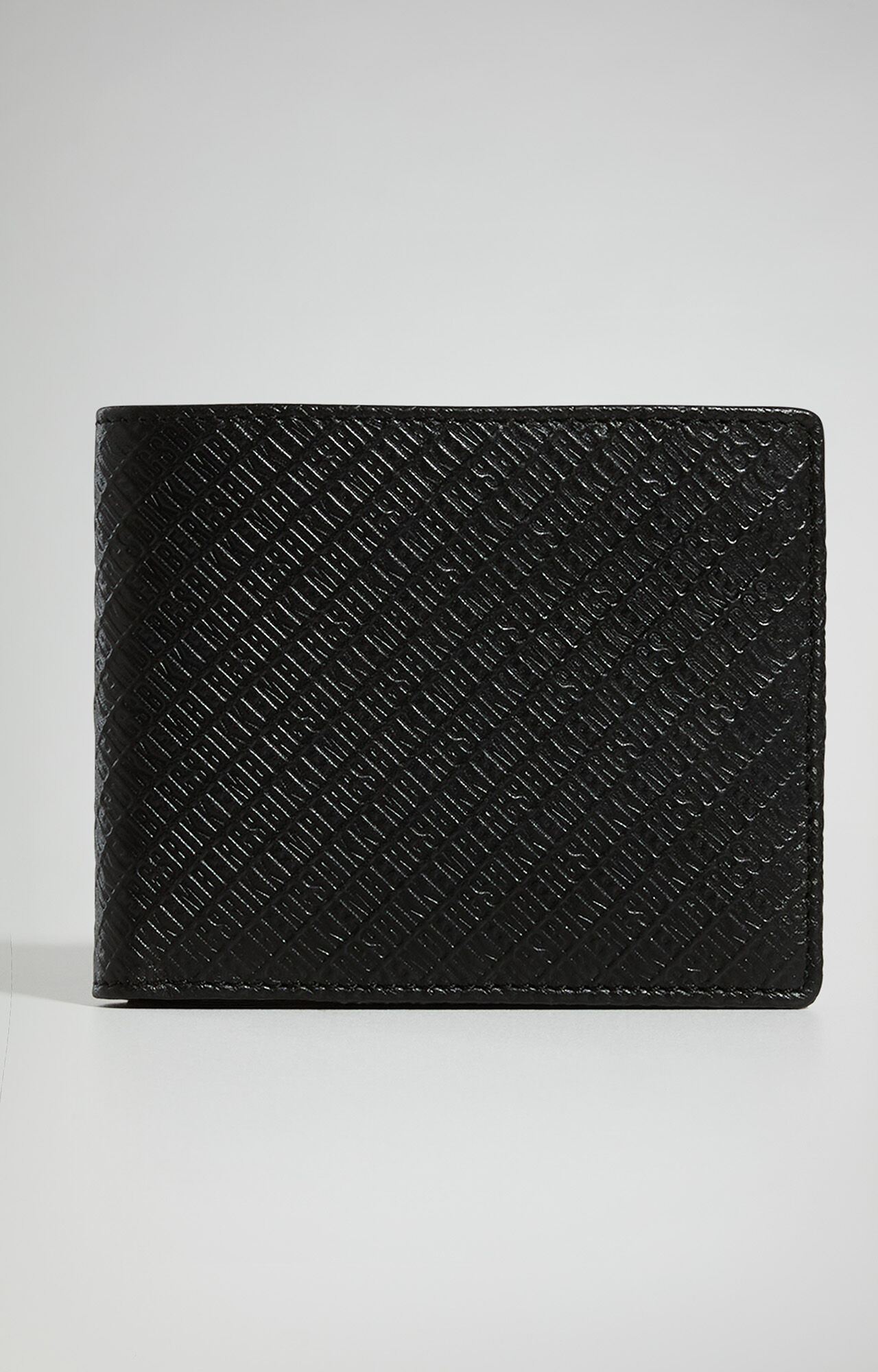Men's wallets: card holders and leather wallets | Bikkembergs