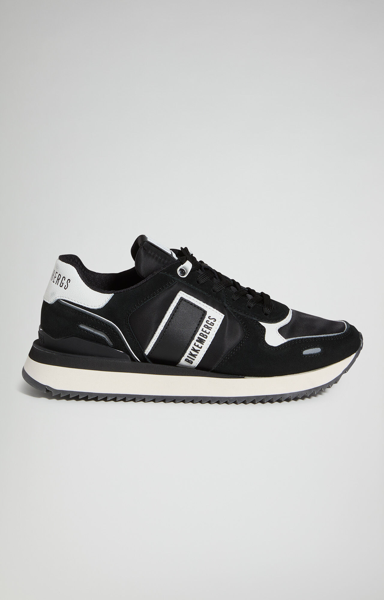 Men's Shoes: ankle boots, trainers and slides | Bikkembergs