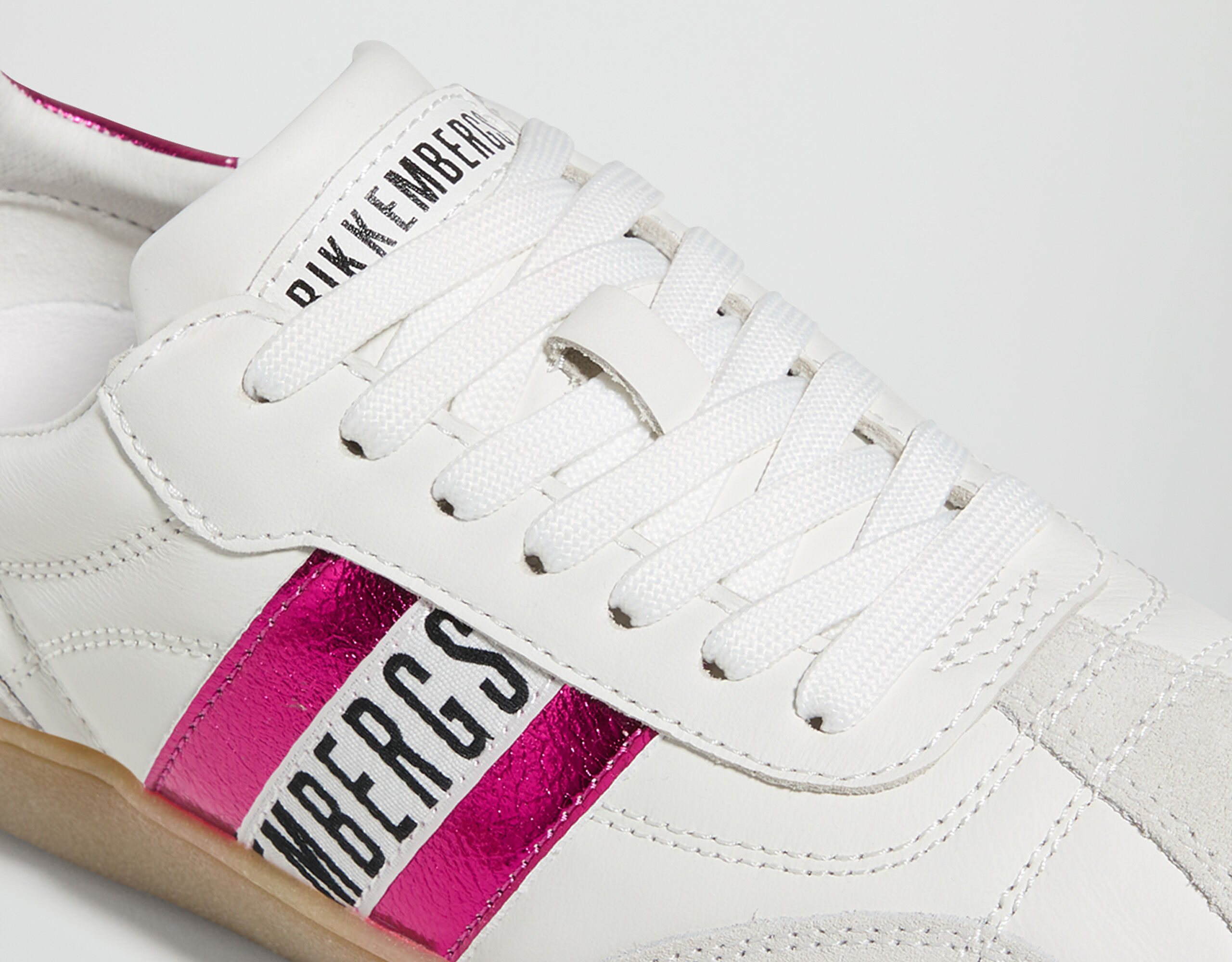 Women's shoes: trainers, sandals, boots | Bikkembergs