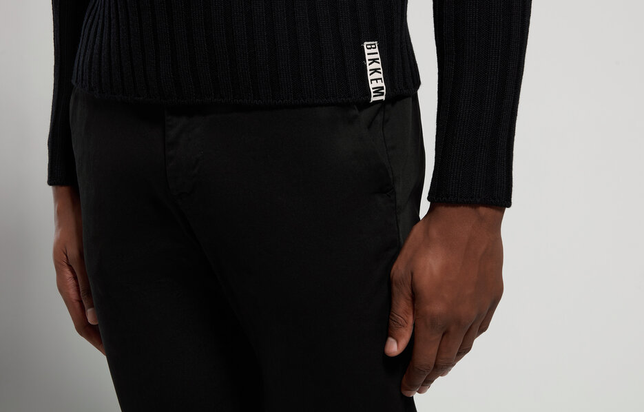 MAGLIONE NORDICO CON LAVORAZIONE TOP-DOWN