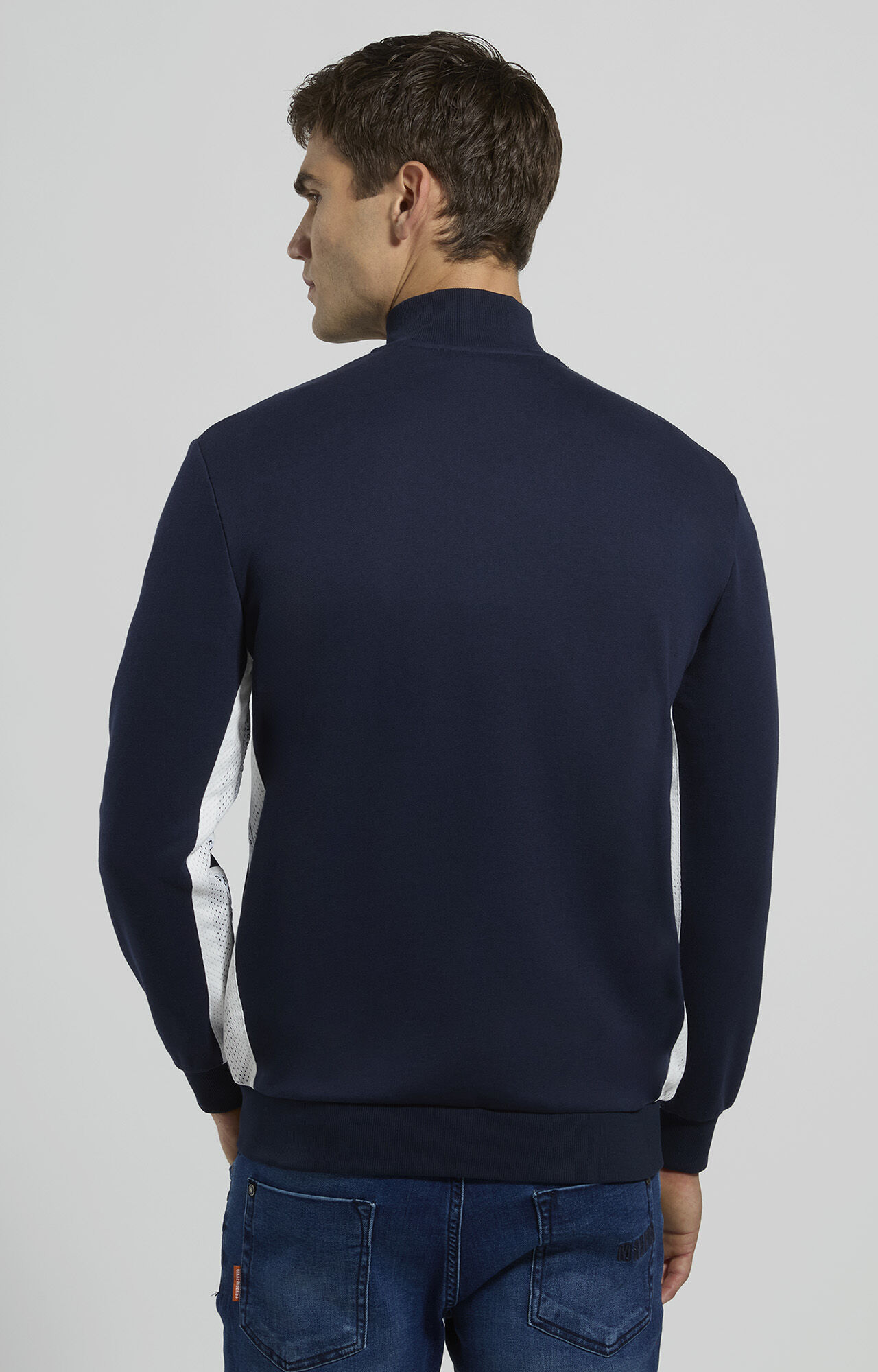 Men's sweaters: with hood, zip, crew neck | Bikkembergs