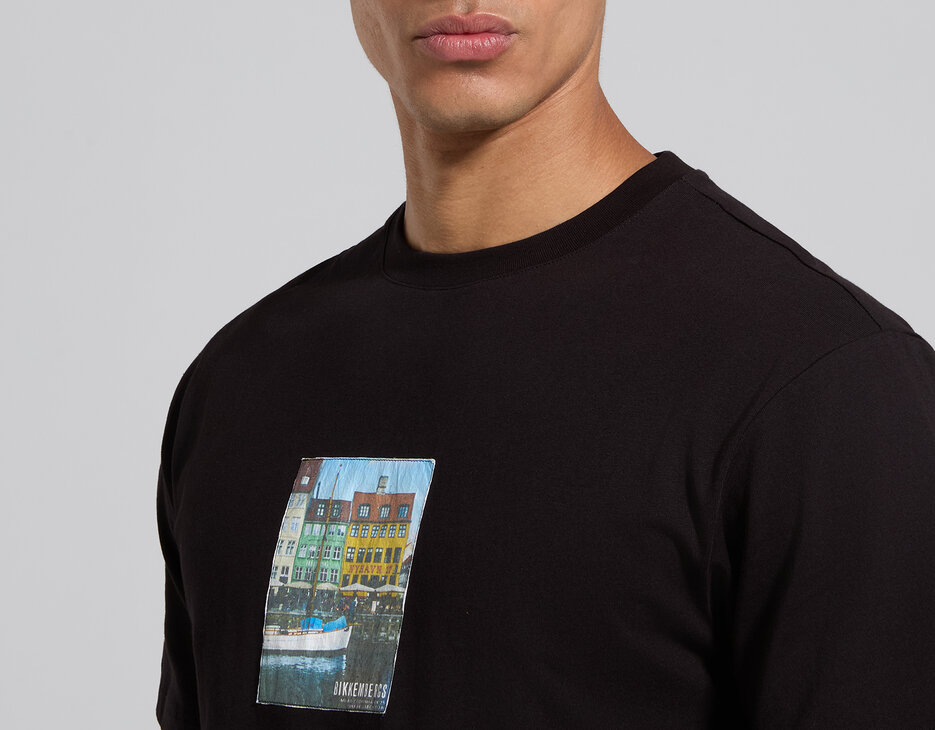 Men's black cotton T-shirt with printed patch, BLACK, hi-res-1