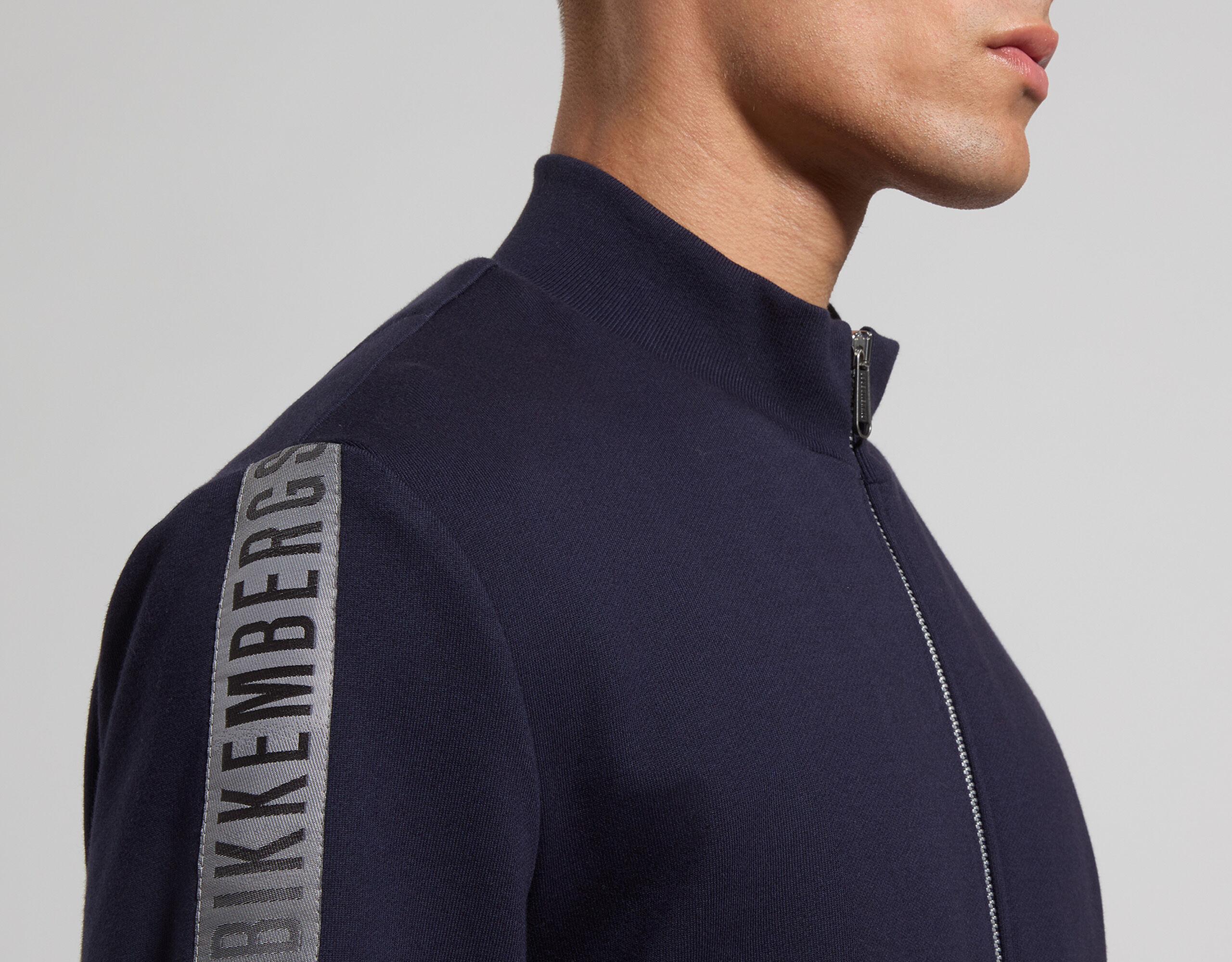 Men's sweaters: with hood, zip, crew neck | Bikkembergs