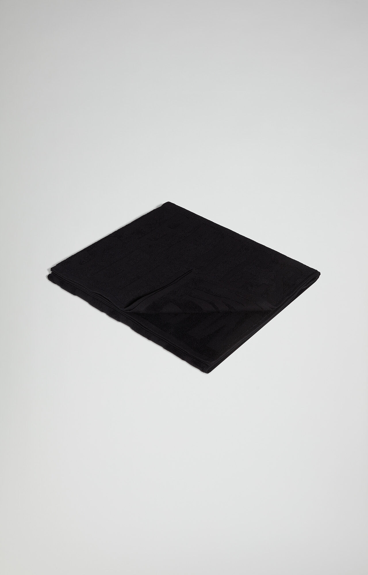 dirk bikkembergs Men's beach towel with jacquard logo