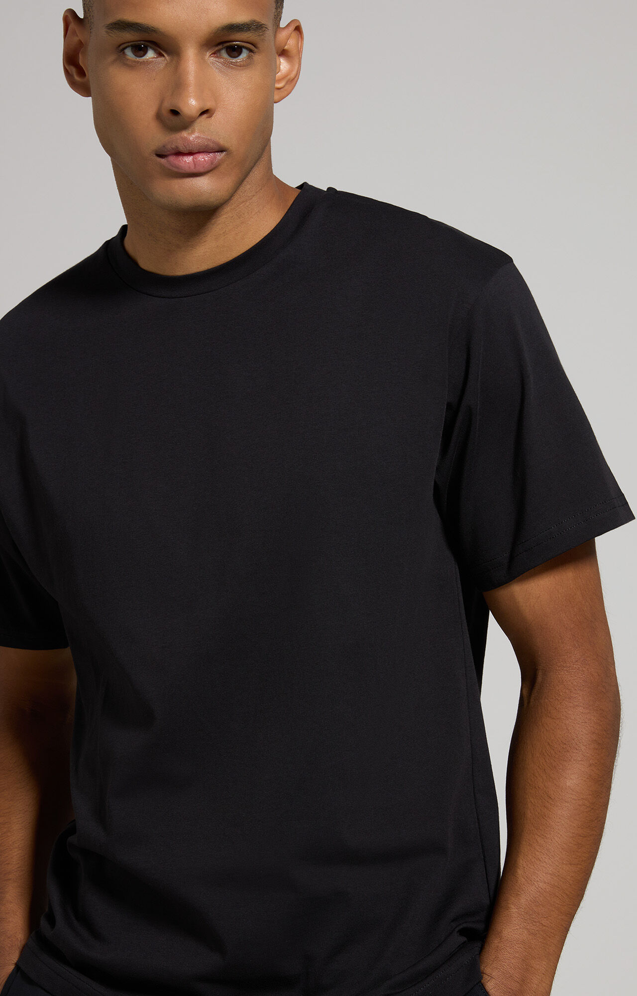 T-shirts for men, short and long sleeves | Bikkembergs