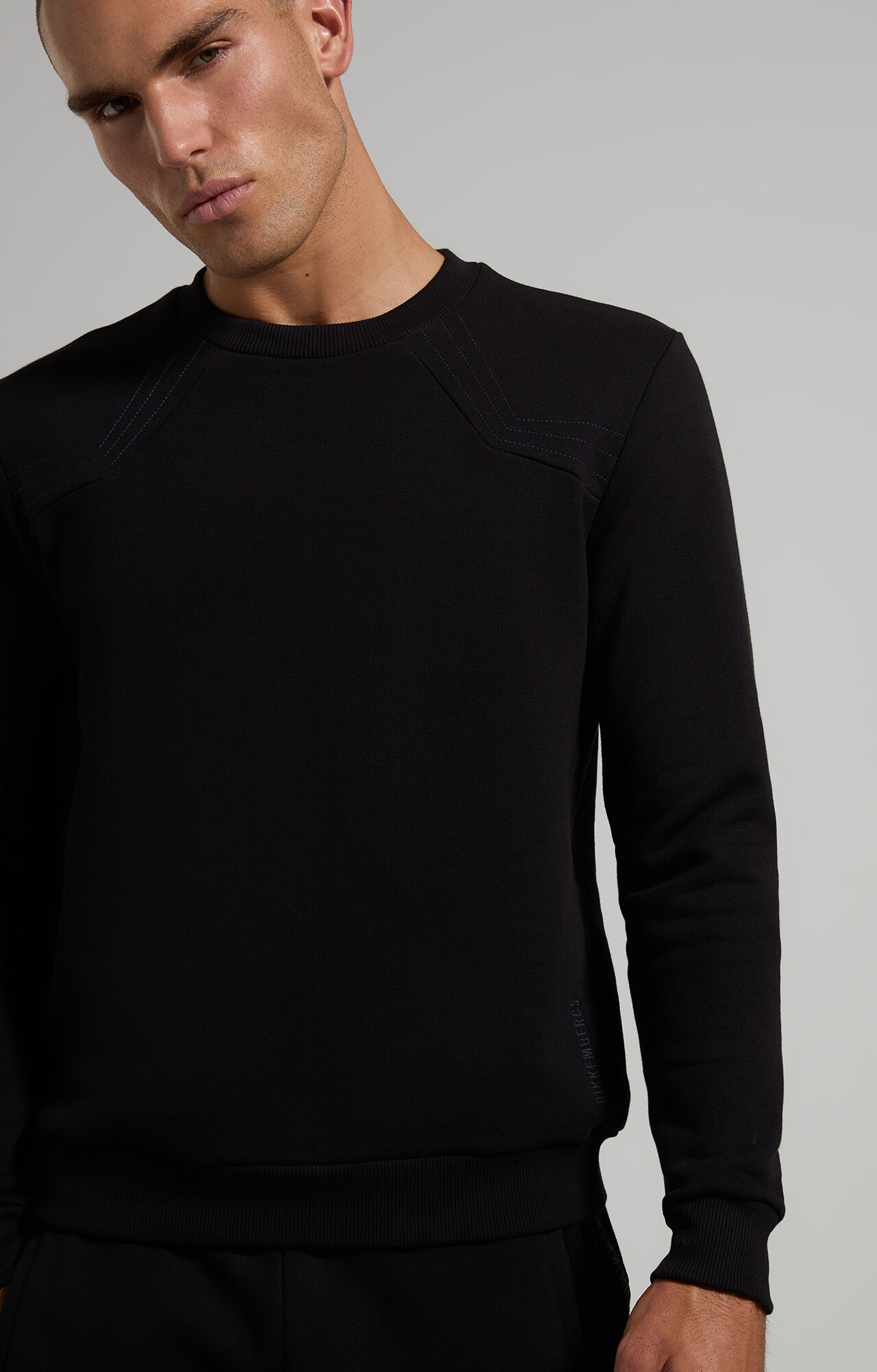 dirk bikkembergs Men's sweatshirt with decorative stitching