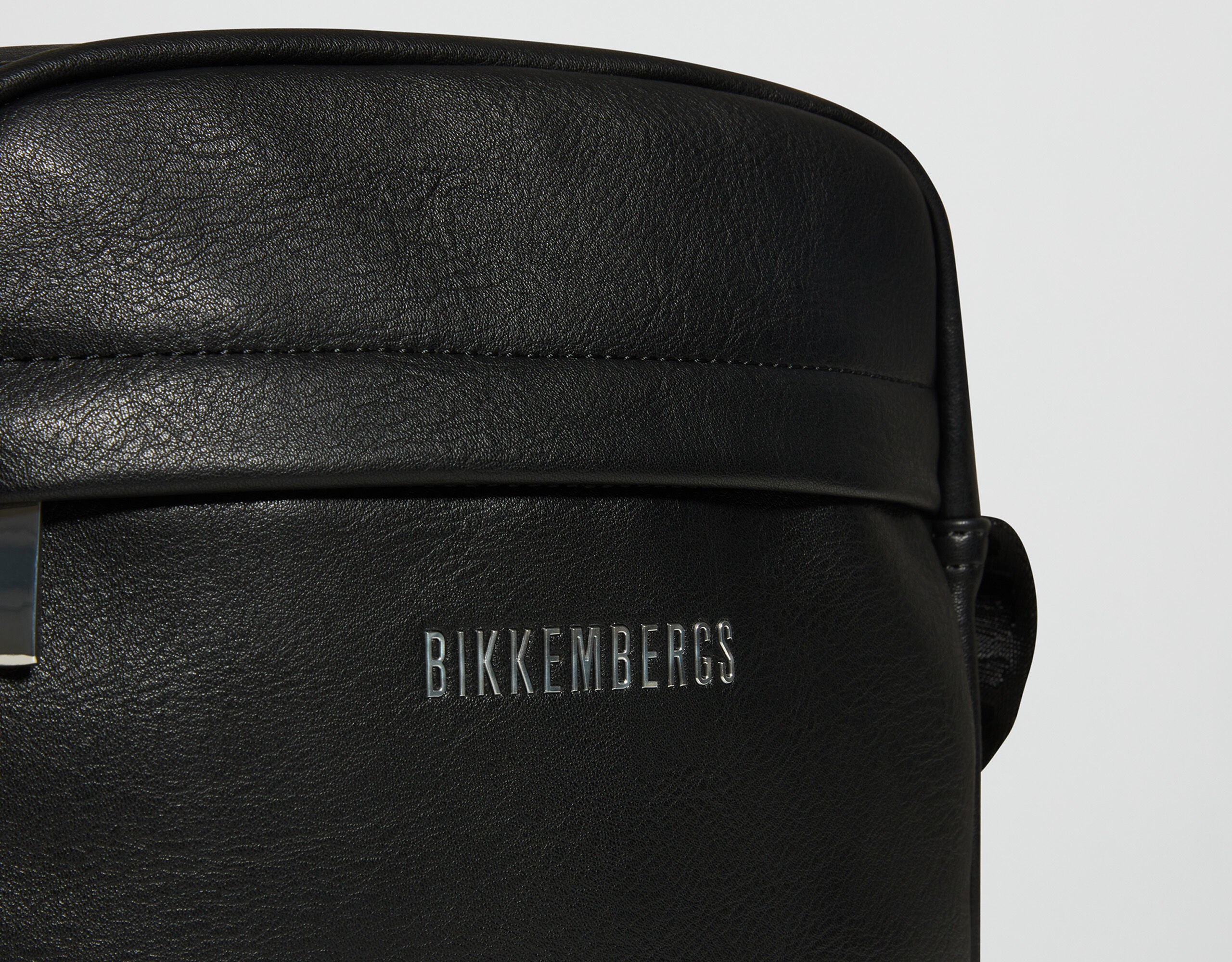 251BKBO00971PNERO.3.H1.jpg?sw=