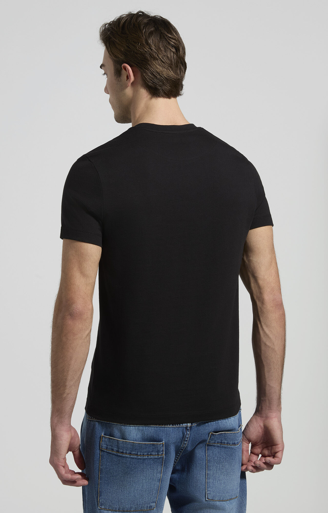 T-shirts for men, short and long sleeves | Bikkembergs