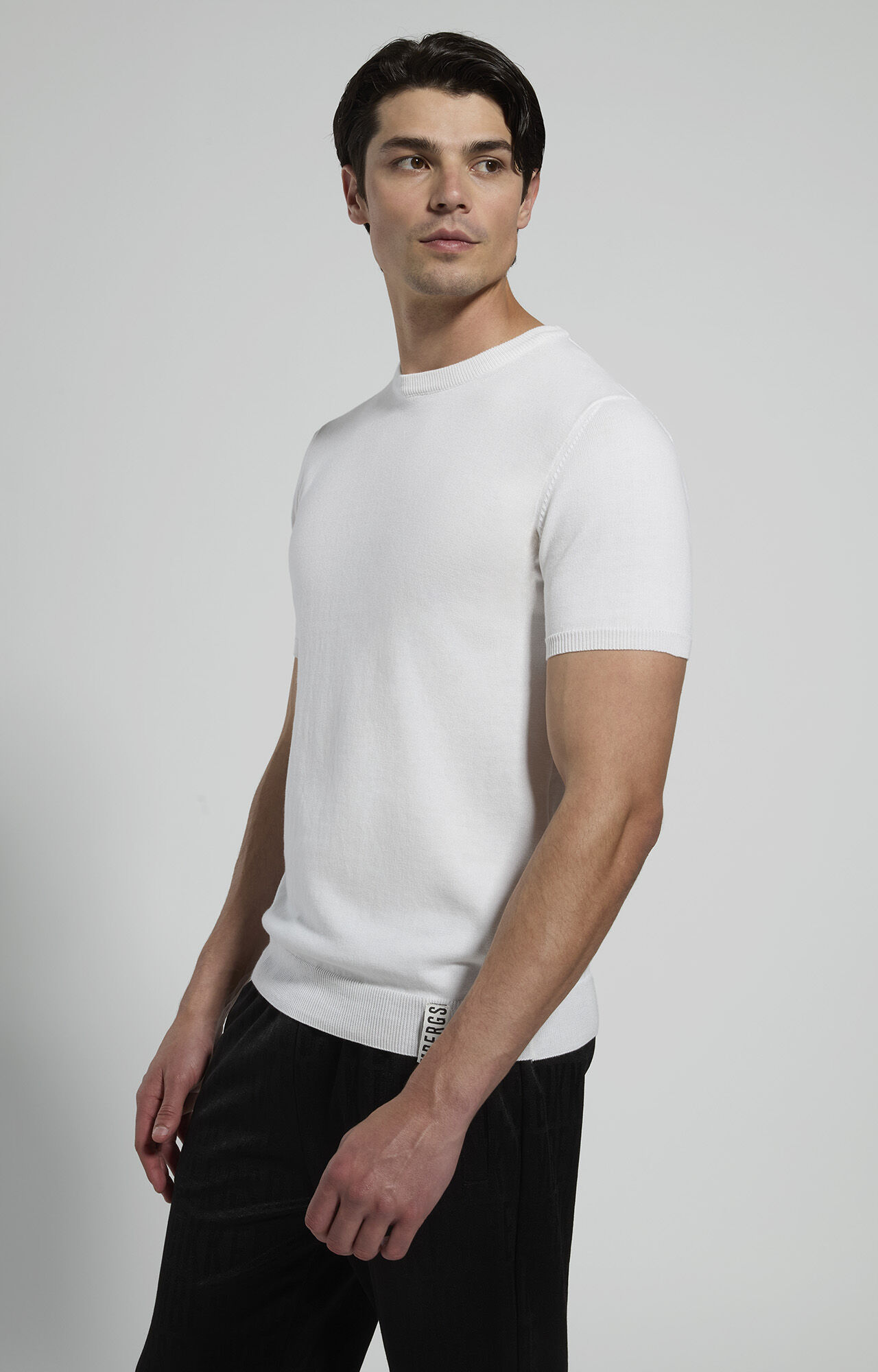 Men's knitwear: pullover, knit vest, polo shirt | Bikkembergs