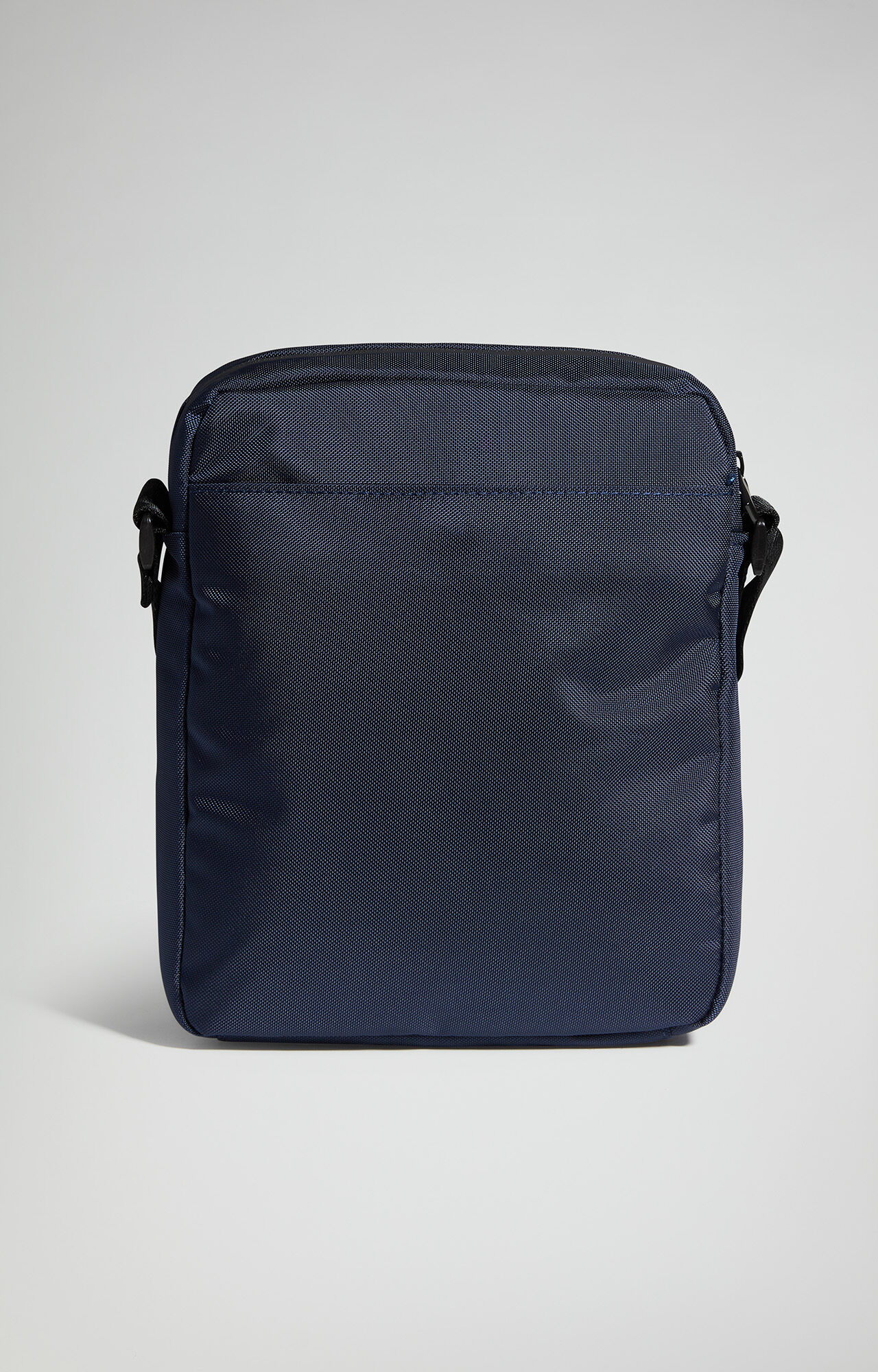 Men's Bags: crossbody bags and travel bags | Bikkembergs