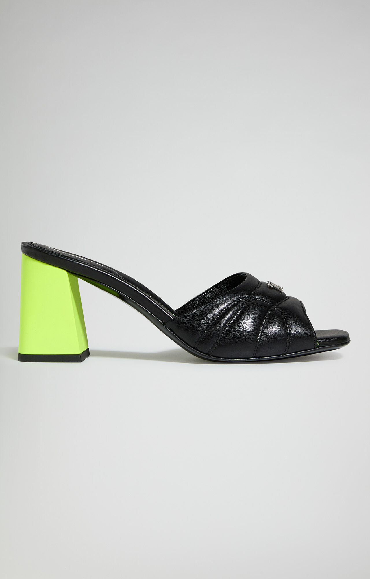 Scarpe donna sneakers sandali stivali Bikkembergs