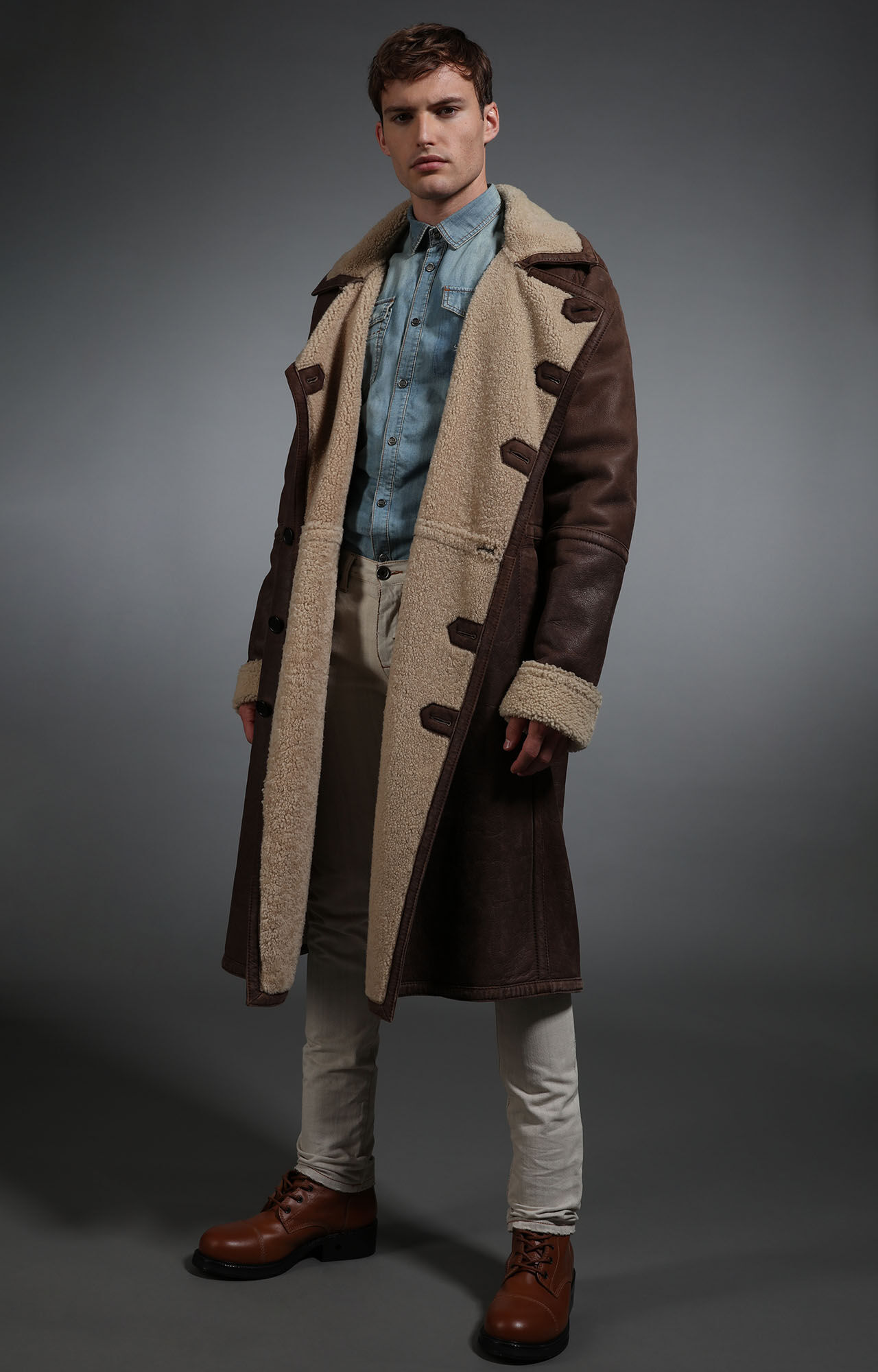 Brown Men's full-length sheepskin coat | Bikkembergs
