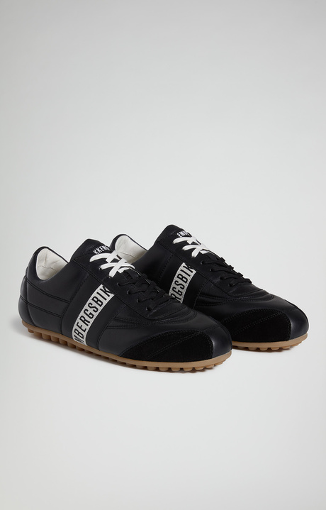 Men's Soccer M sneakers with double laces, BLACK, hi-res-1