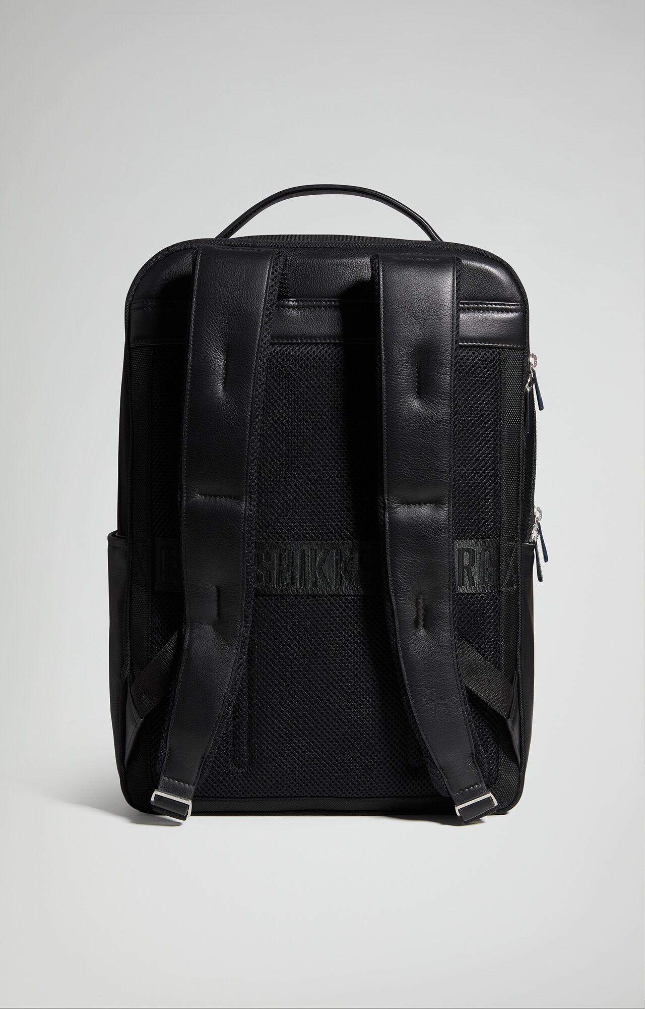 DIRK BIKKEBERGS 馬革　ハラコ　ケース　ダークビッケンバーグ Blake men's leather backpack - BLACK | Bikkembergs