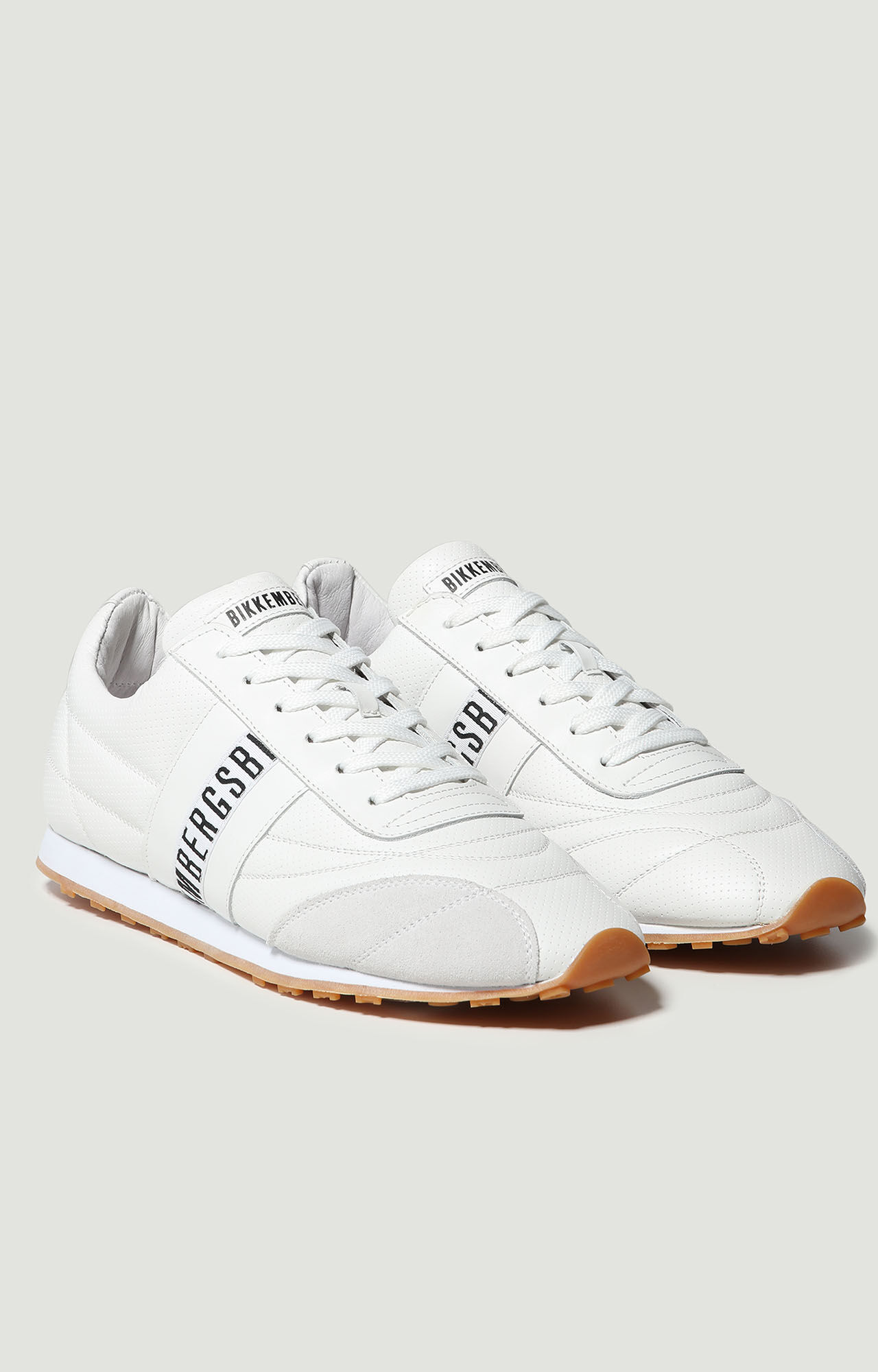 Trending sneakers 219 men discount