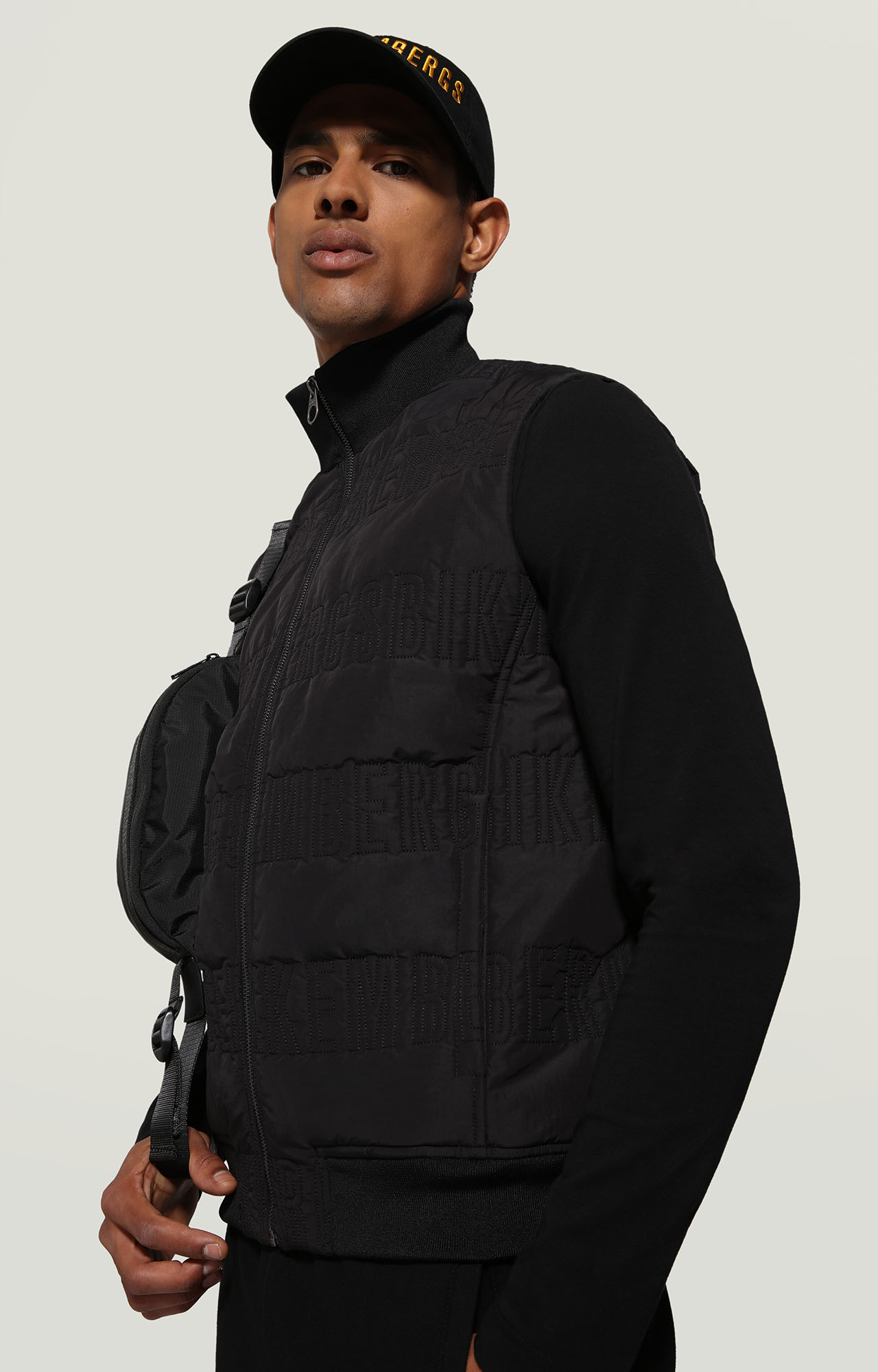 drake puffer vest